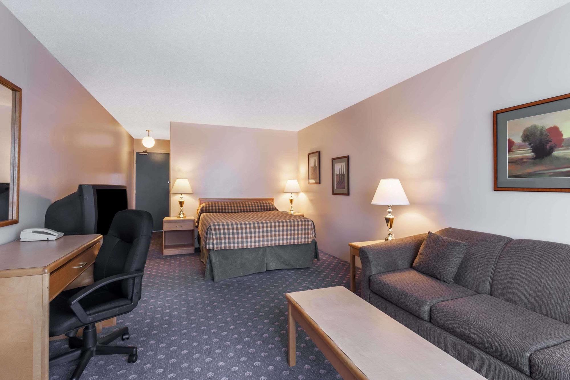 Howard Johnson By Wyndham Nanaimo Harbourside Eksteriør billede